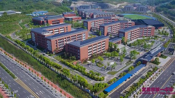 位于宜昌市思圣路17号7处房屋三年承租权公开招租项目