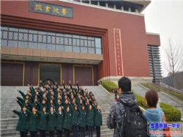 中央电视台《SK极智少年强》节目导演组来我校进行选手面试选拔
